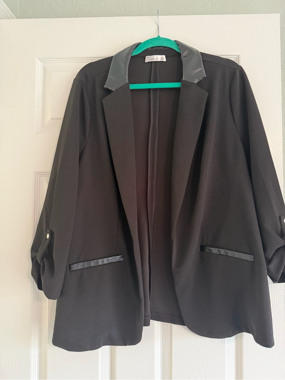 89th & Madison Black Open-Front Blazer with Faux Leather Trim